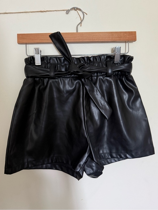 Pants - Belted Faux leather shorts
